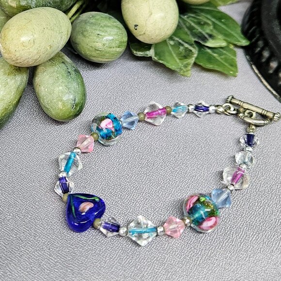 Heart Bracelet w/ Lampwork Beads, Crystals, and a Silvertone Toggle Clasp, 6.5" - Picture 2 of 5